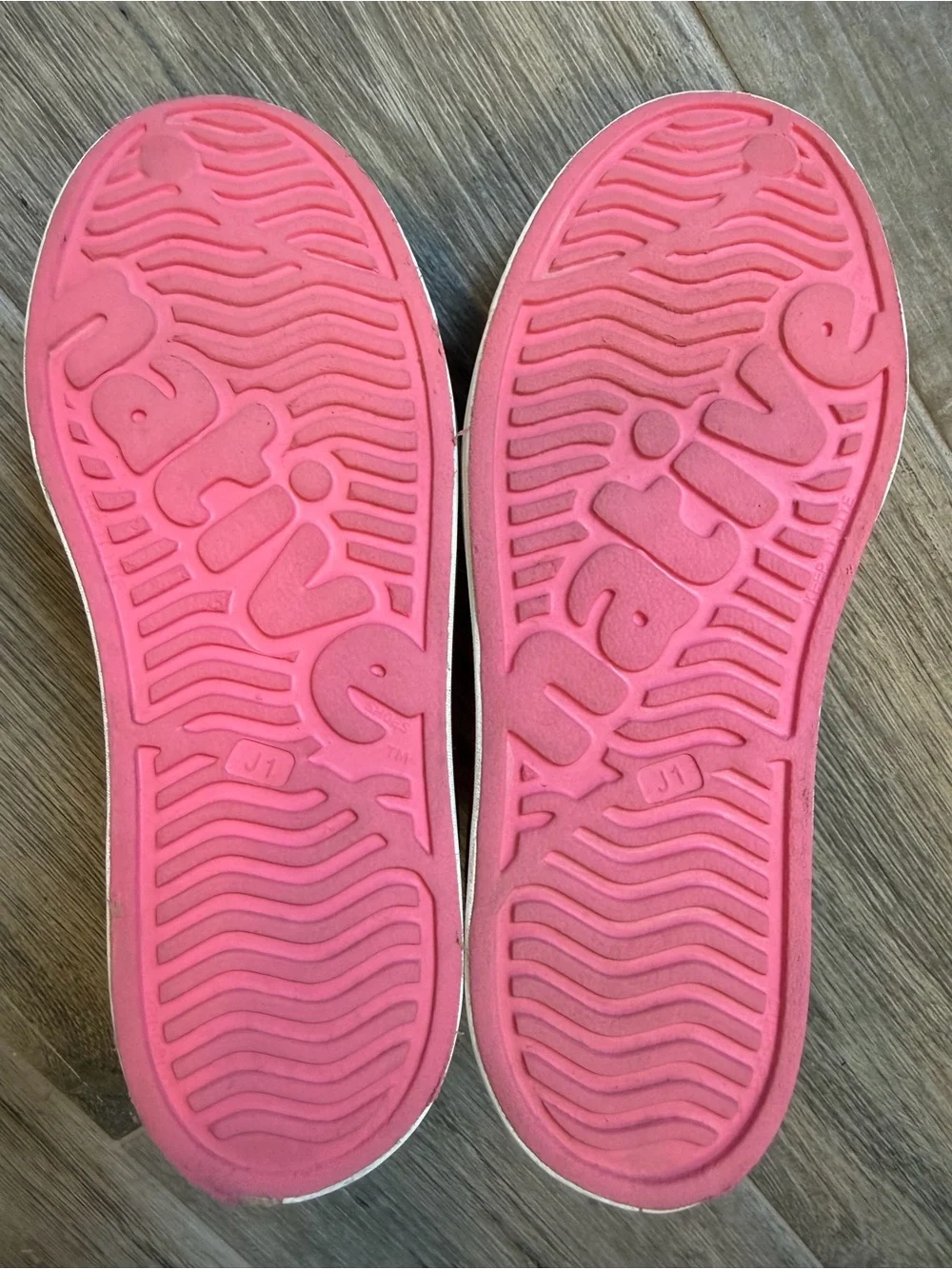 Native Pink Slip On Shoes Girls Size J1 Excellent Loafer Water Shoe Casual